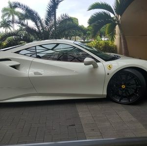 Meet your Posher, Jose